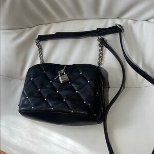 Nine West Elegant Black Quilted Chain Shoulder Bag